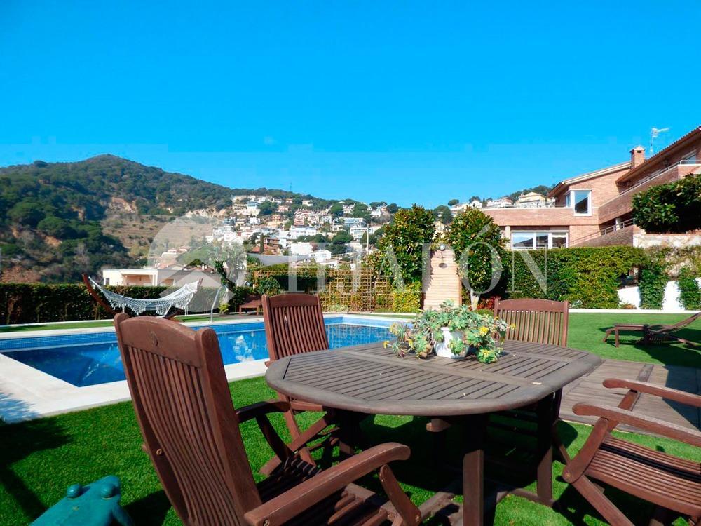 House for Sale in Alella