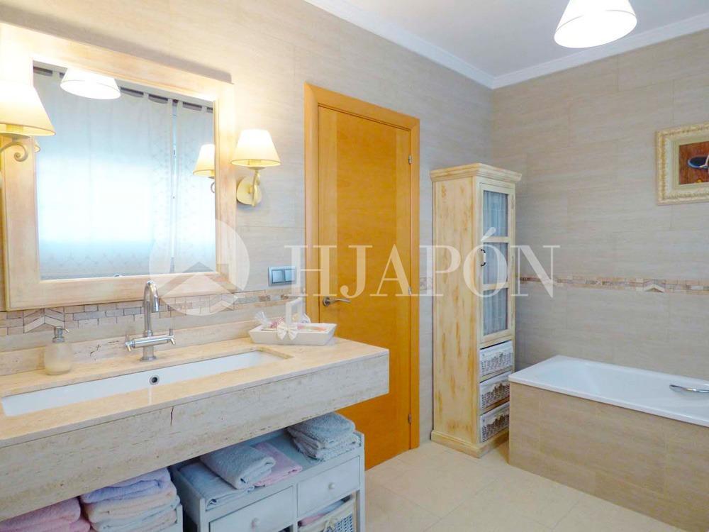 House for Sale in Alella