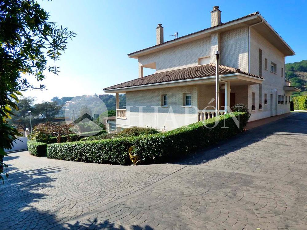 House for Sale in Alella