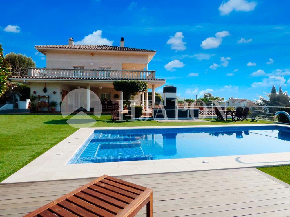 House for Sale in Alella