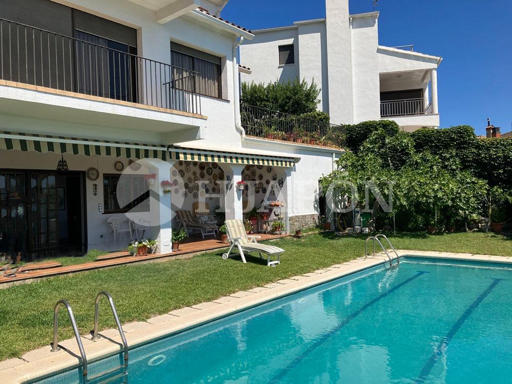 Casa en Venta en Teià