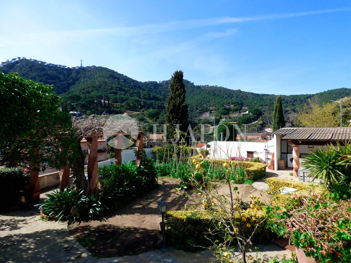 Villa for Sale in Cabrera de Mar