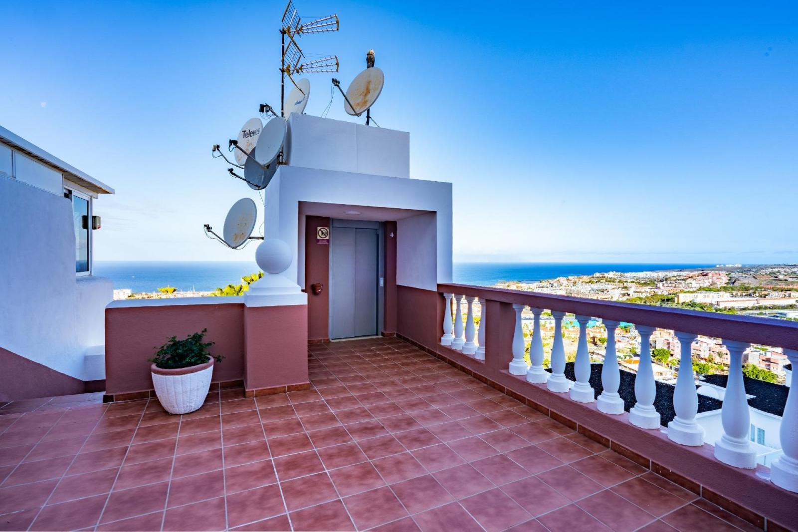 Chalet for Sale in Adeje
