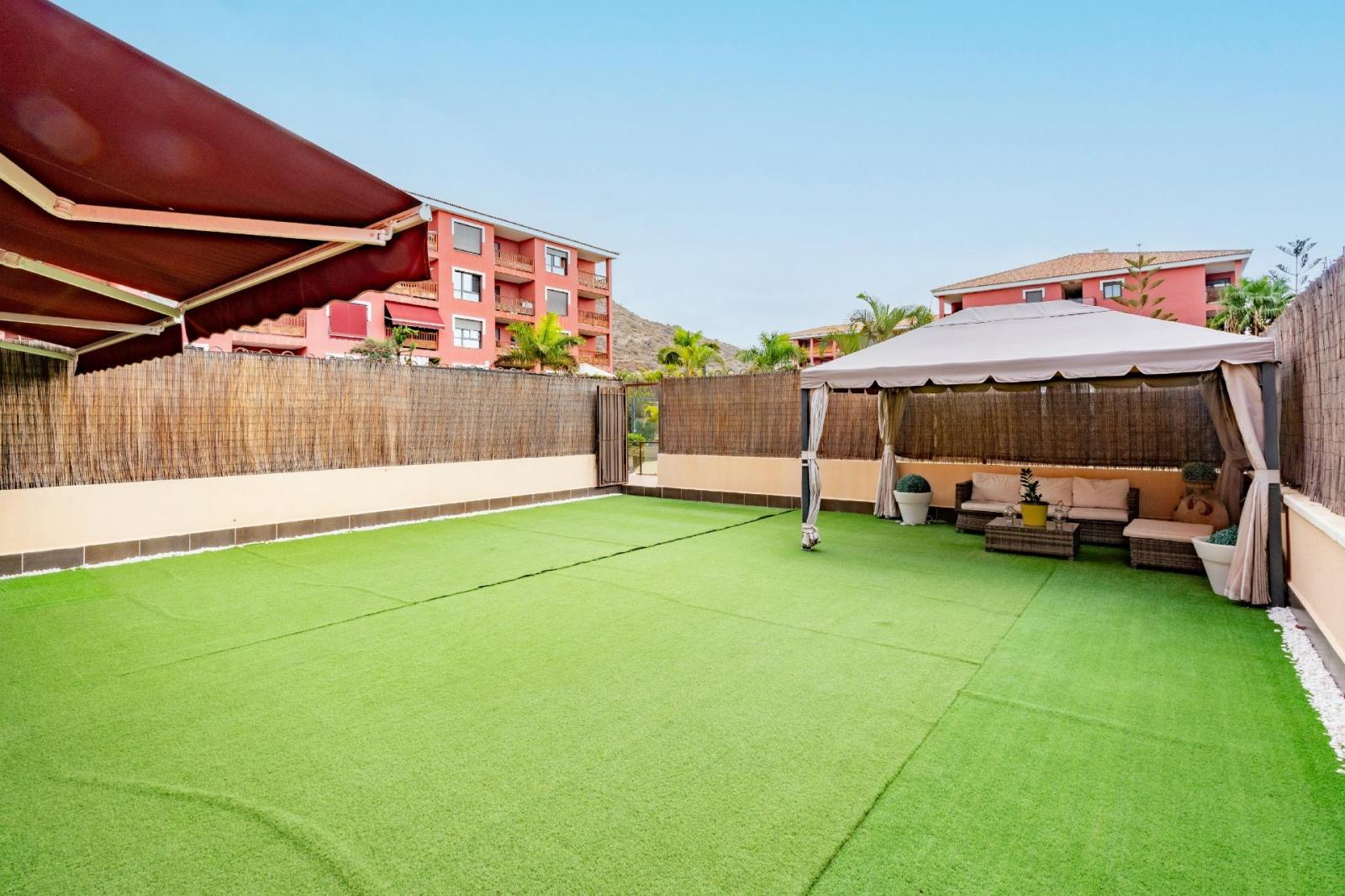 Flat for Sale in Arona