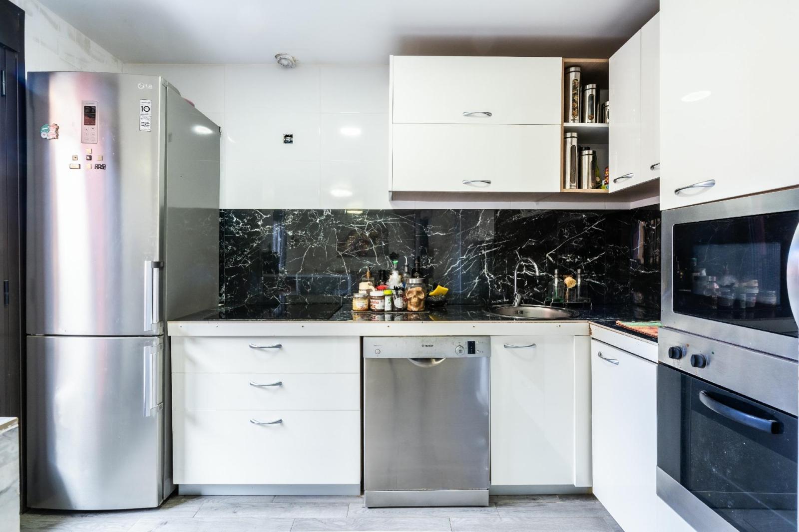 Flat for Sale in Arona