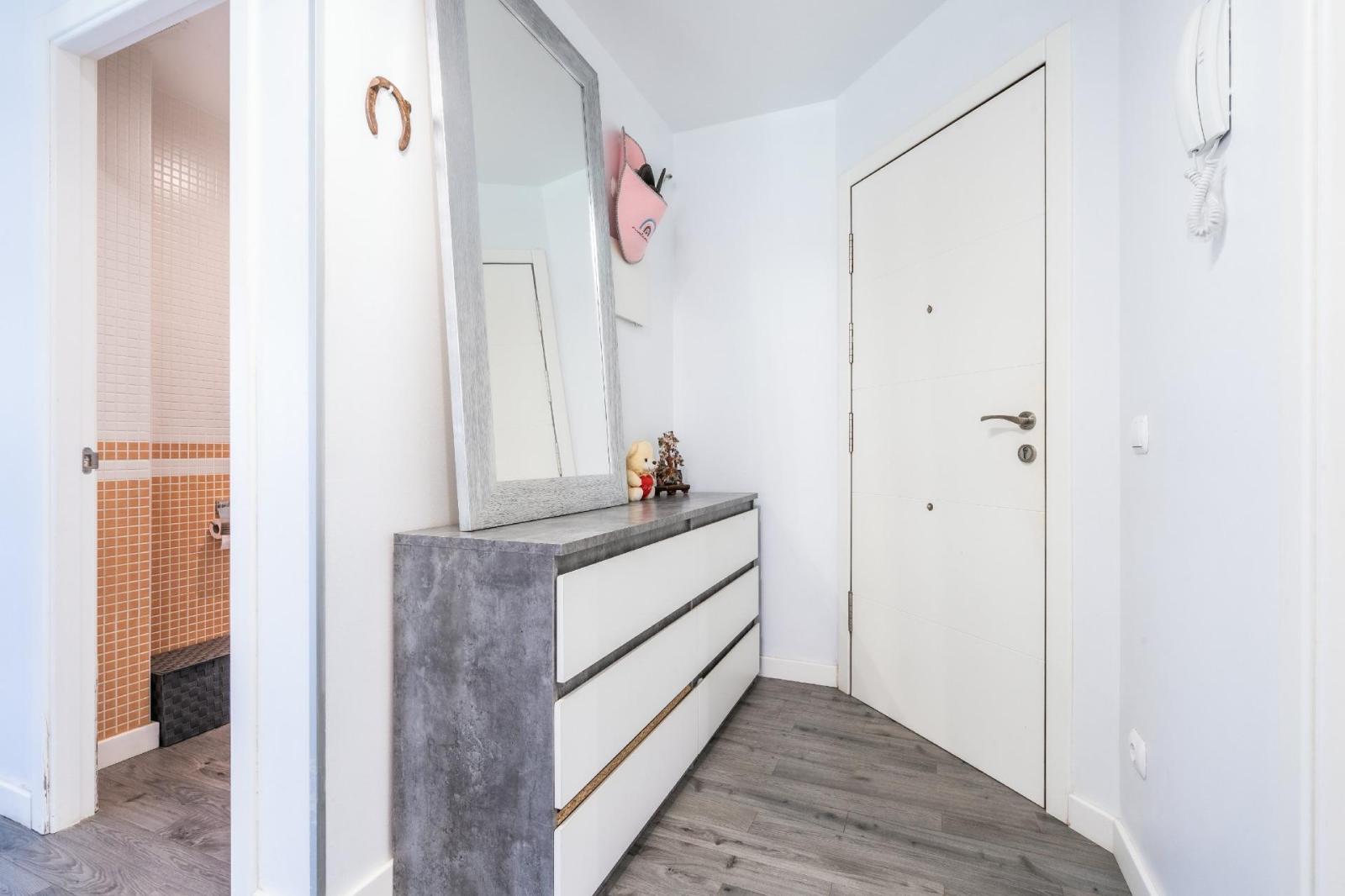 Flat for Sale in Arona