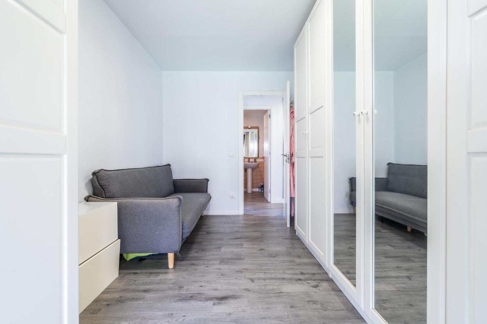 Flat for Sale in Arona