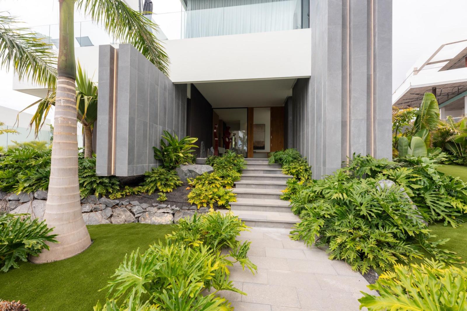 Villa for Sale in Guía de Isora