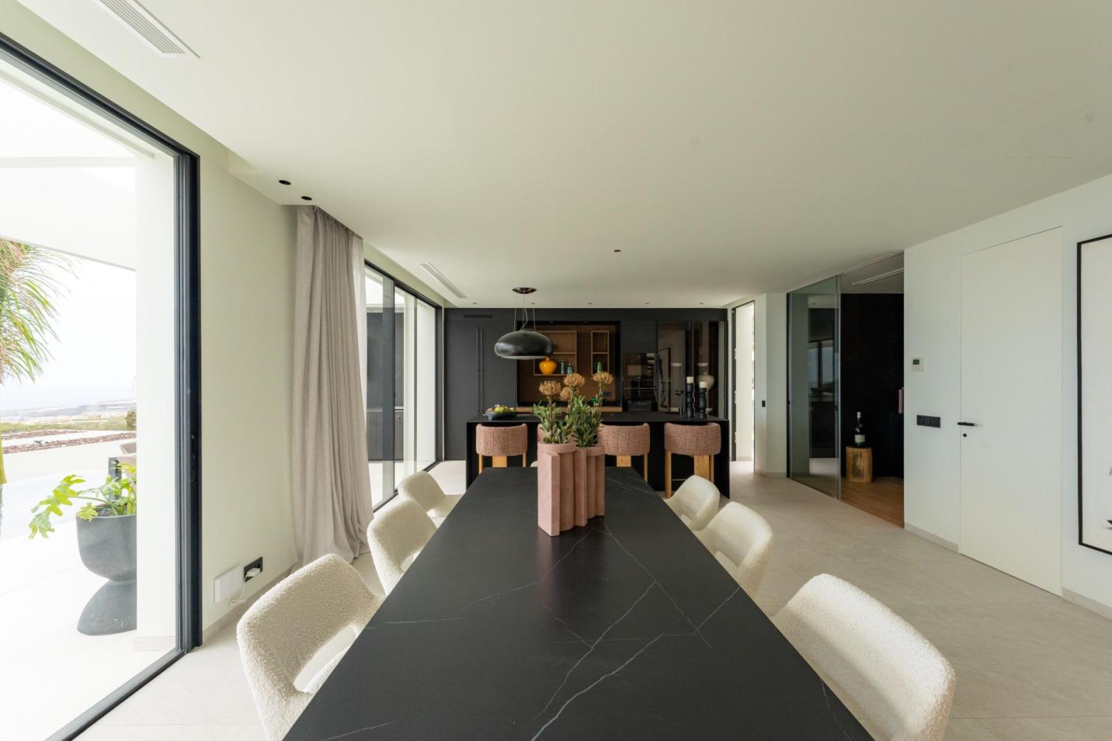 Villa for Sale in Guía de Isora