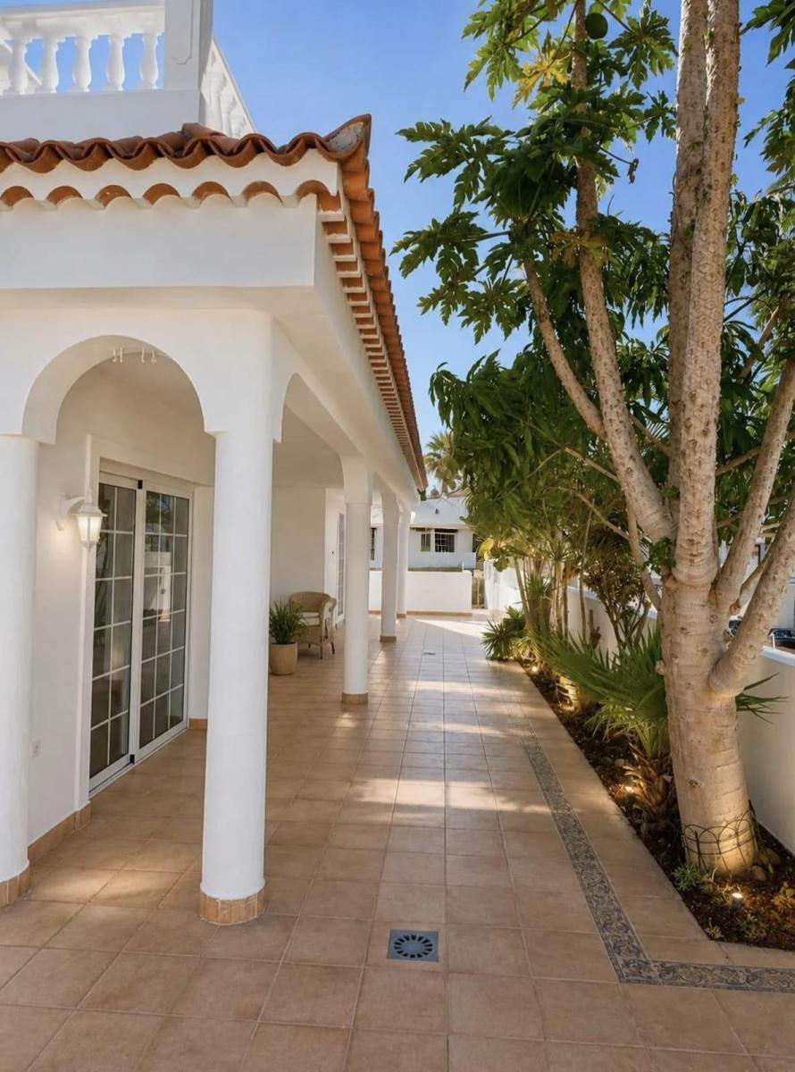 Villa for Sale in Adeje