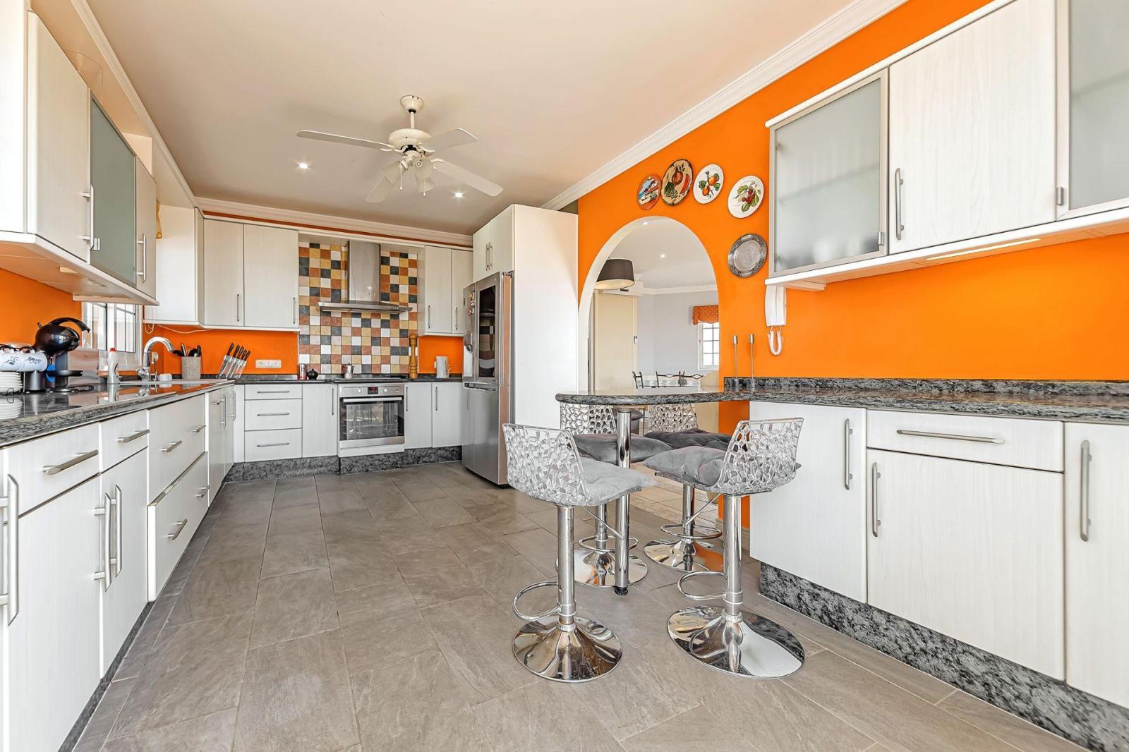 Villa for Sale in Adeje