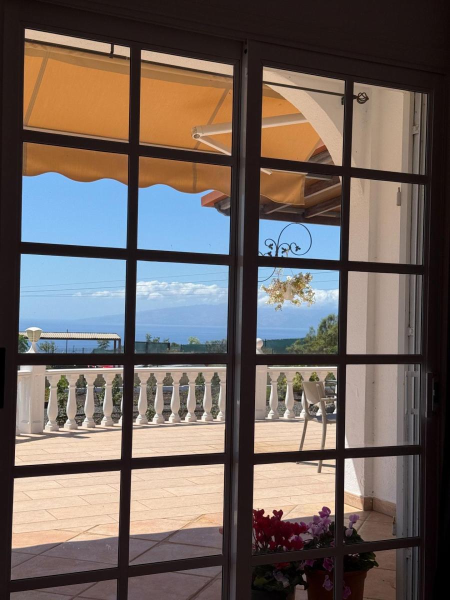 Villa for Sale in Guía de Isora