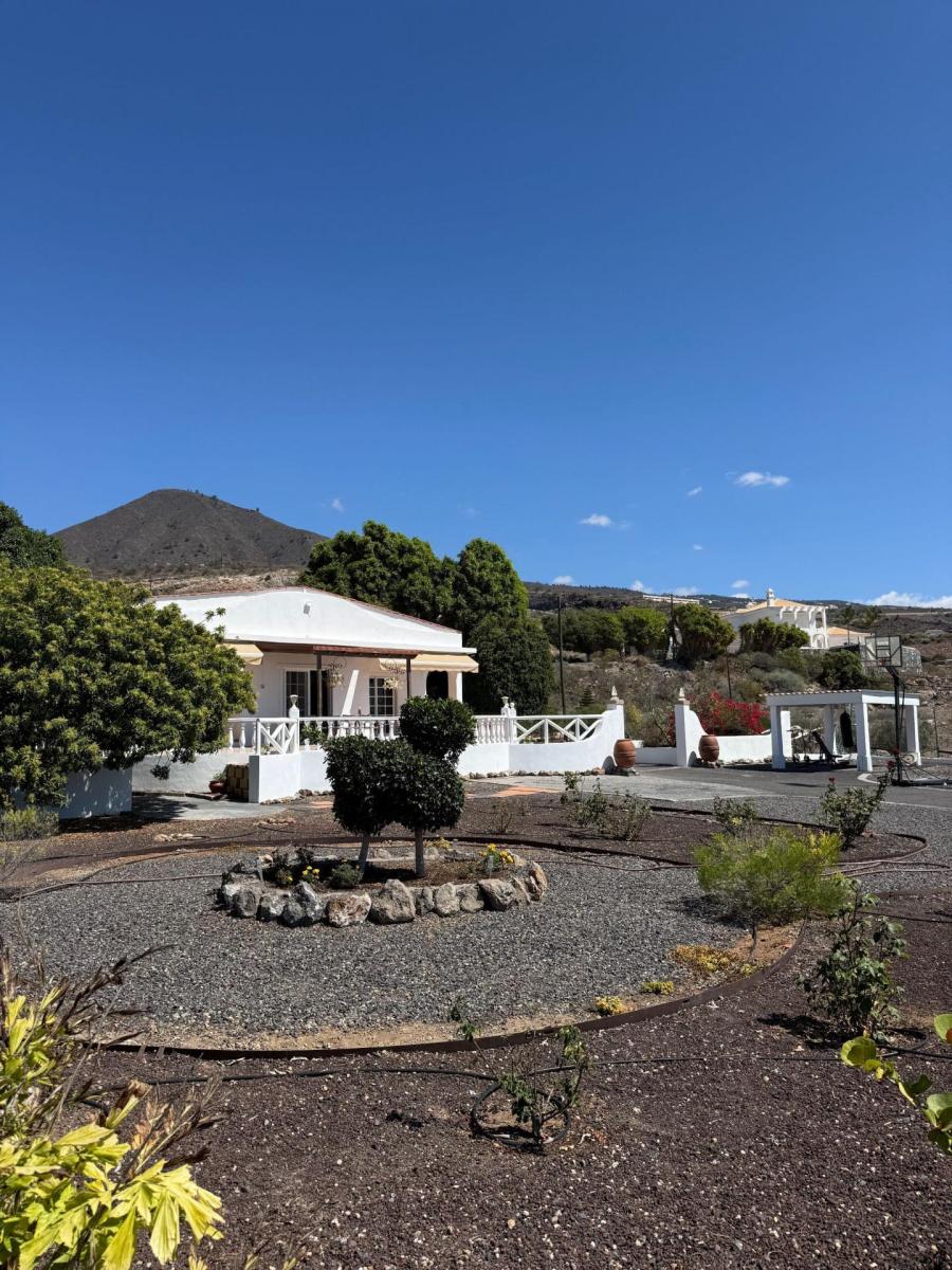 Villa for Sale in Guía de Isora