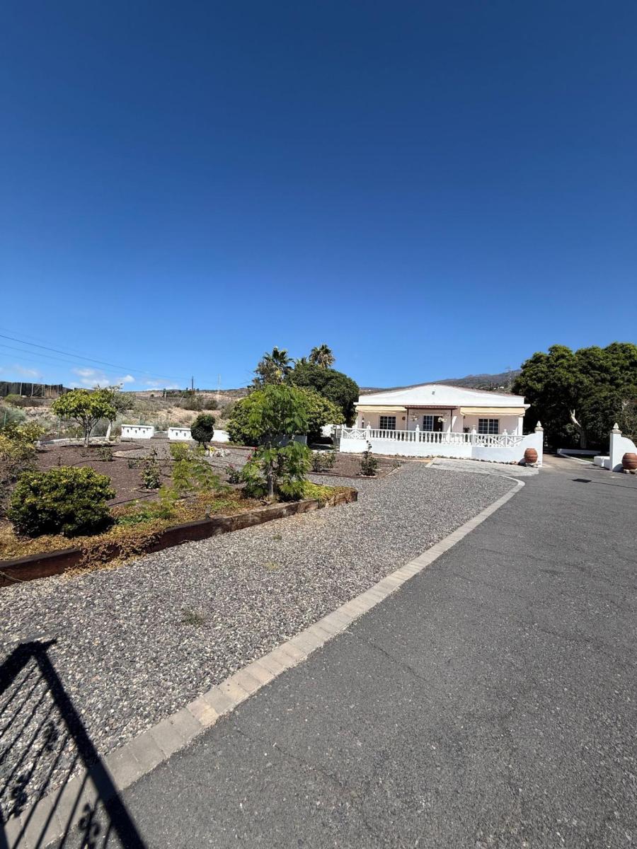 Villa for Sale in Guía de Isora