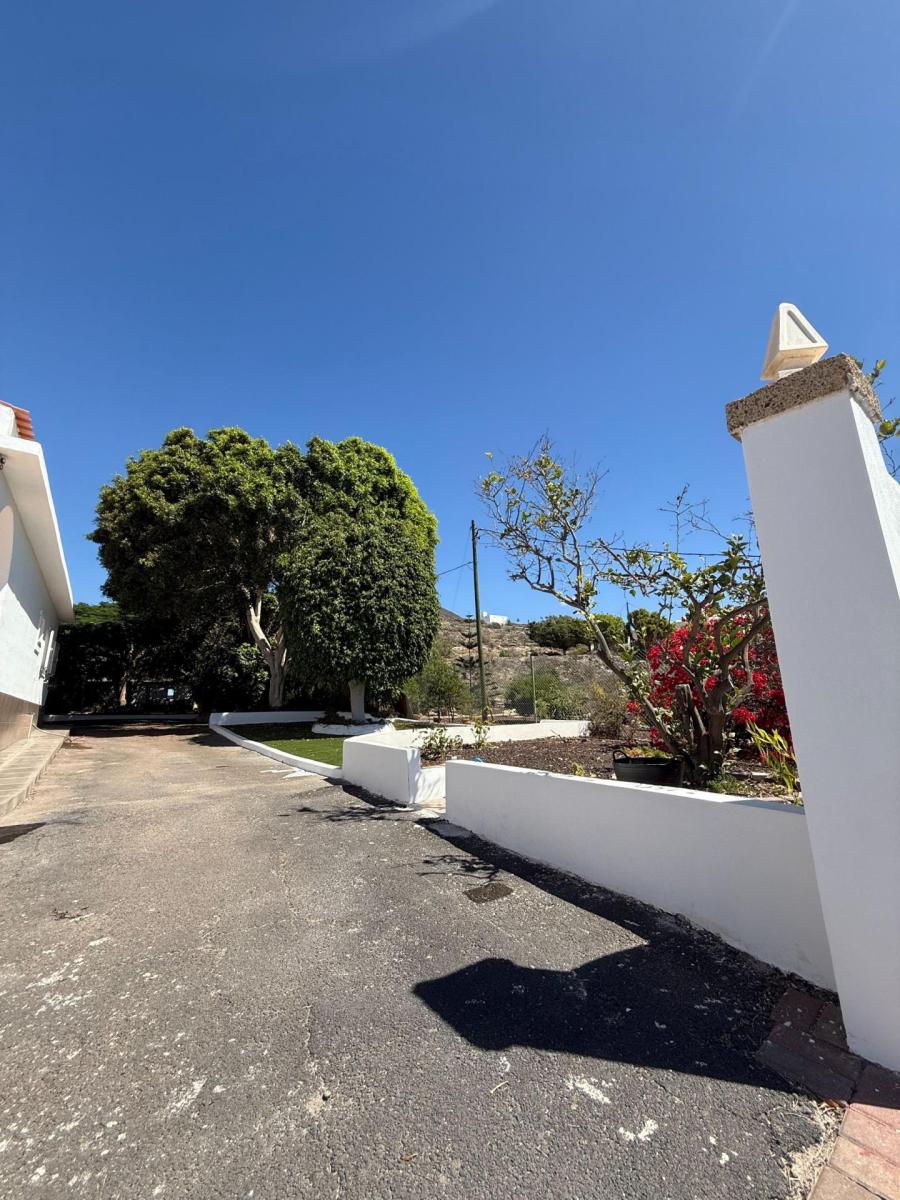 Villa for Sale in Guía de Isora