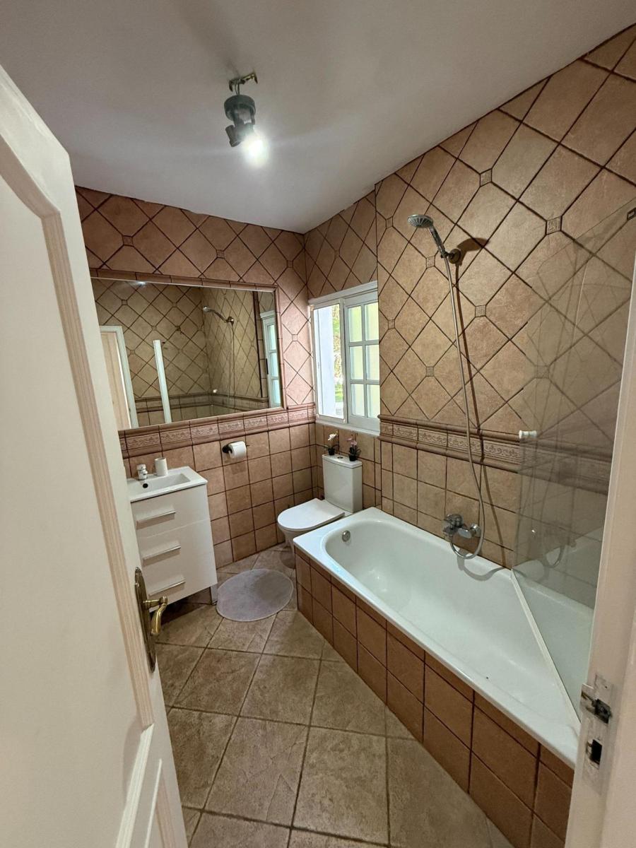 Villa for Sale in Guía de Isora