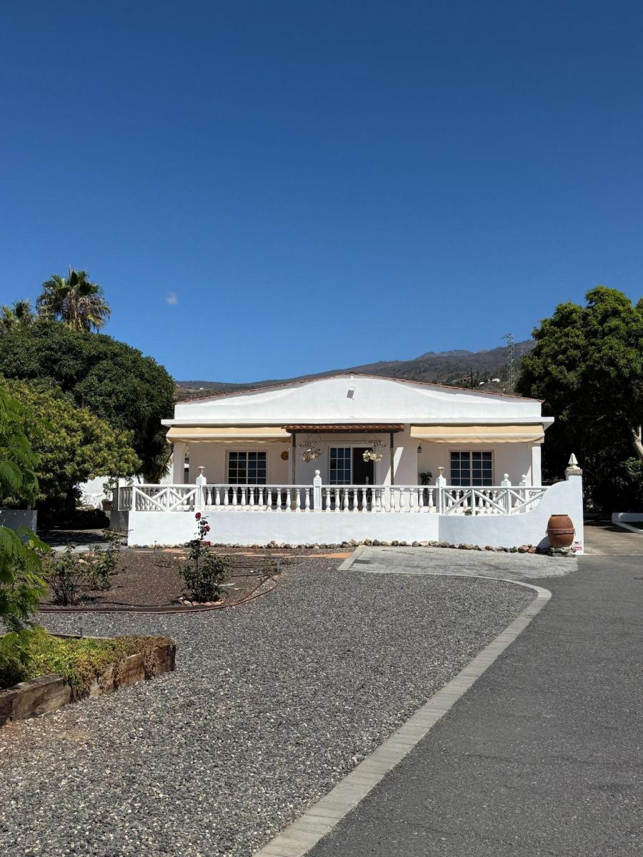 Villa for Sale in Guía de Isora