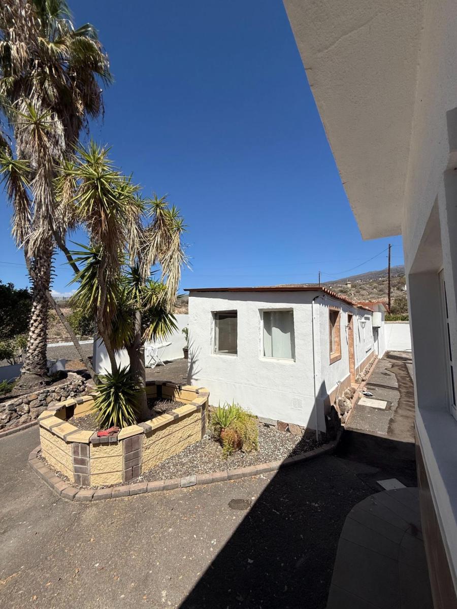 Villa for Sale in Guía de Isora