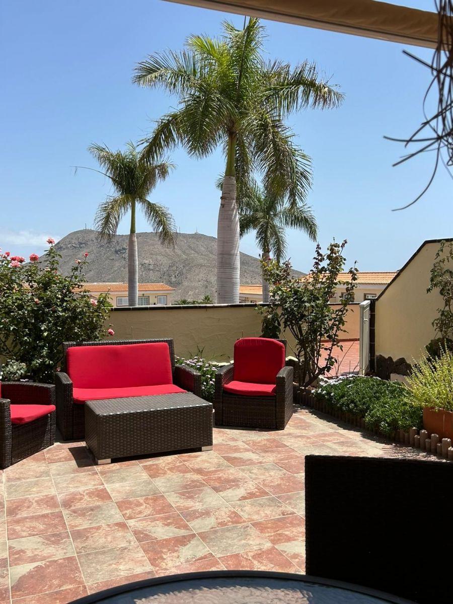 Flat for Sale in Arona