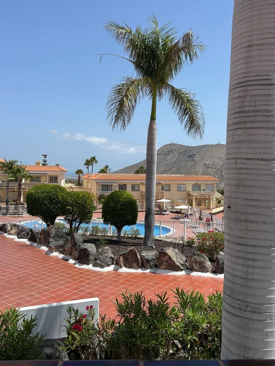 Flat for Sale in Arona