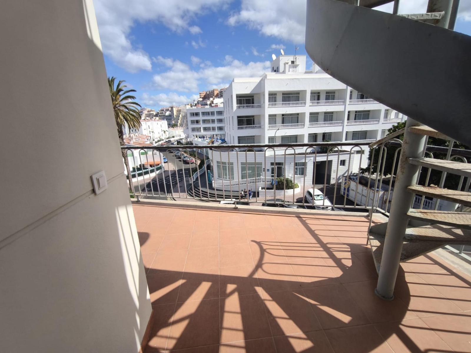 Flat for Sale in Santiago del Teide