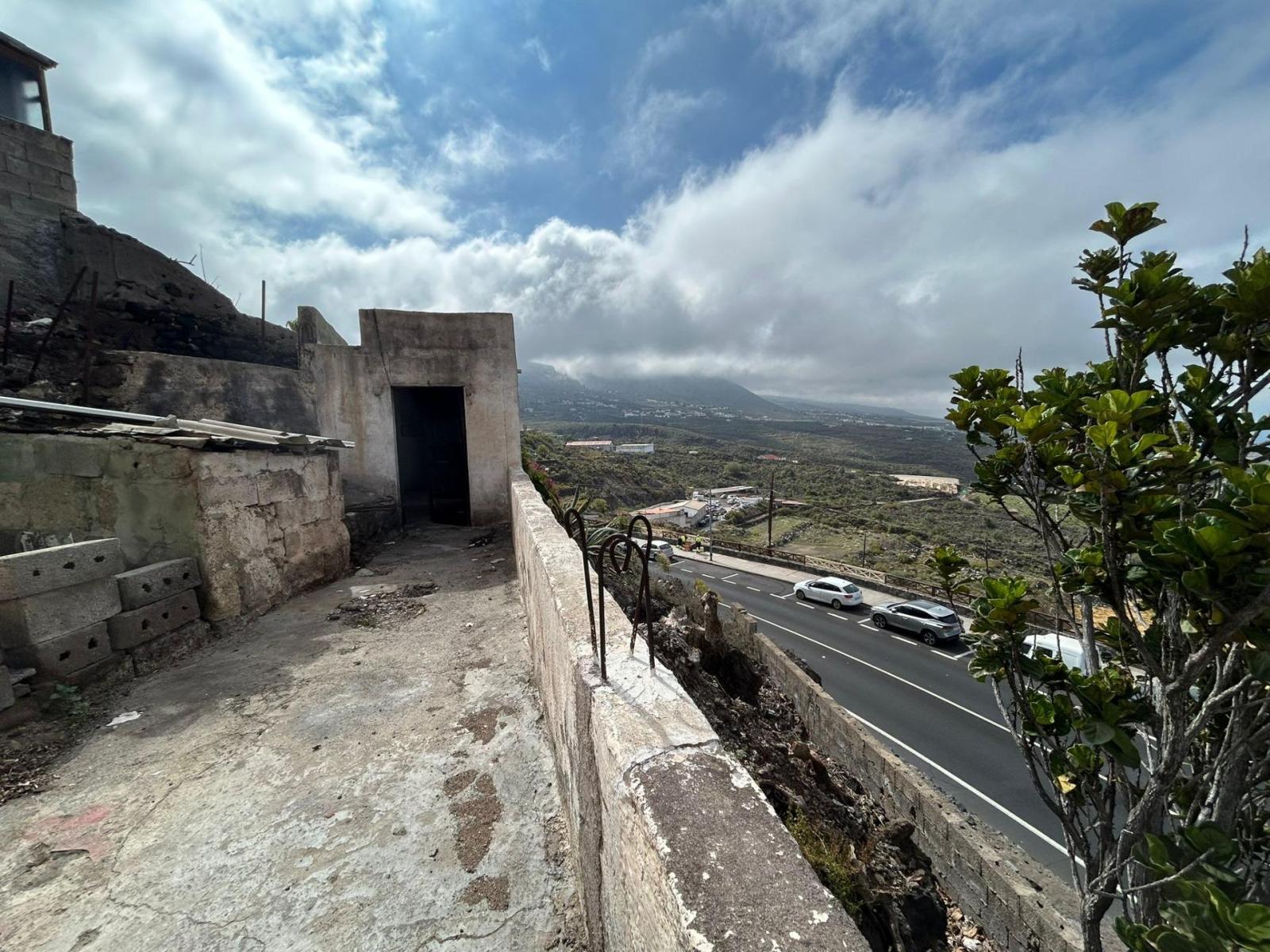 Chalet for Sale in Guía de Isora