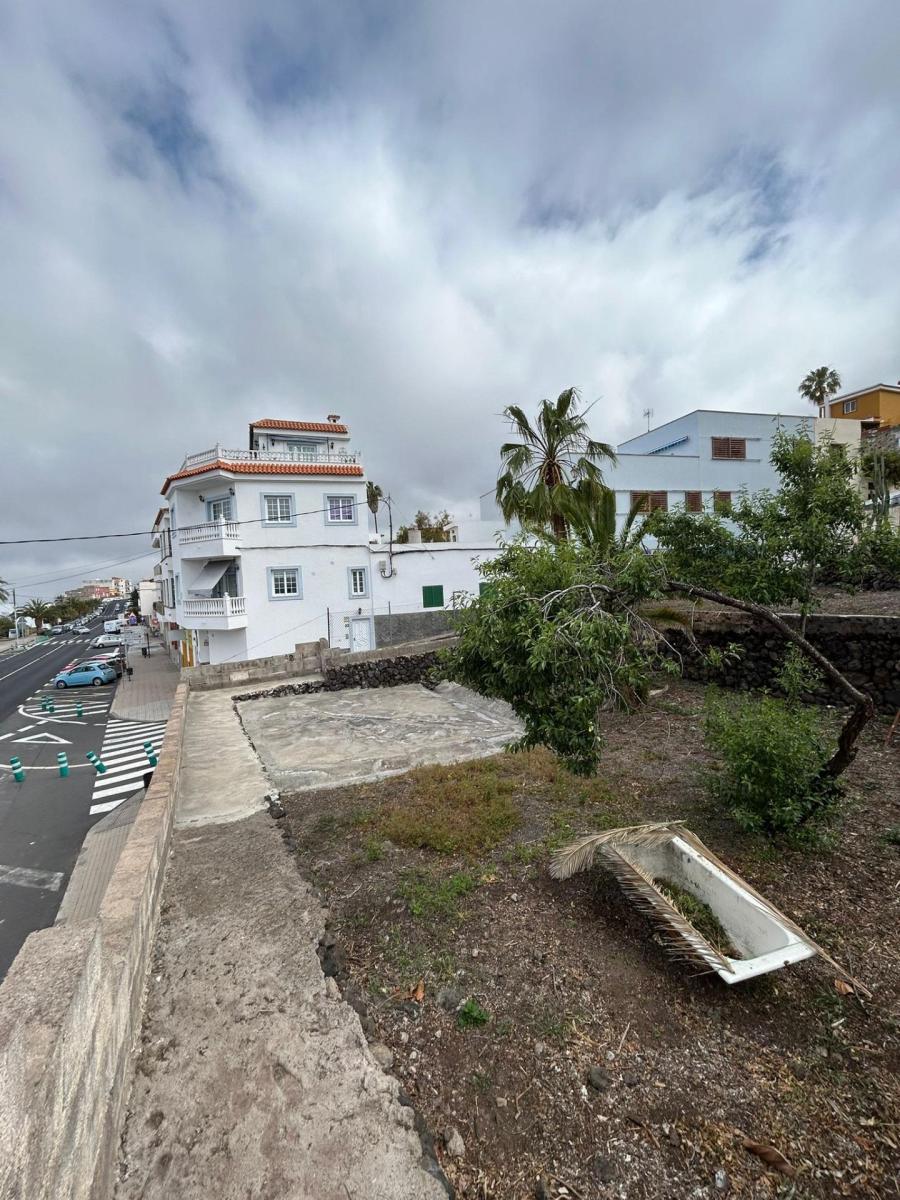 Chalet for Sale in Guía de Isora