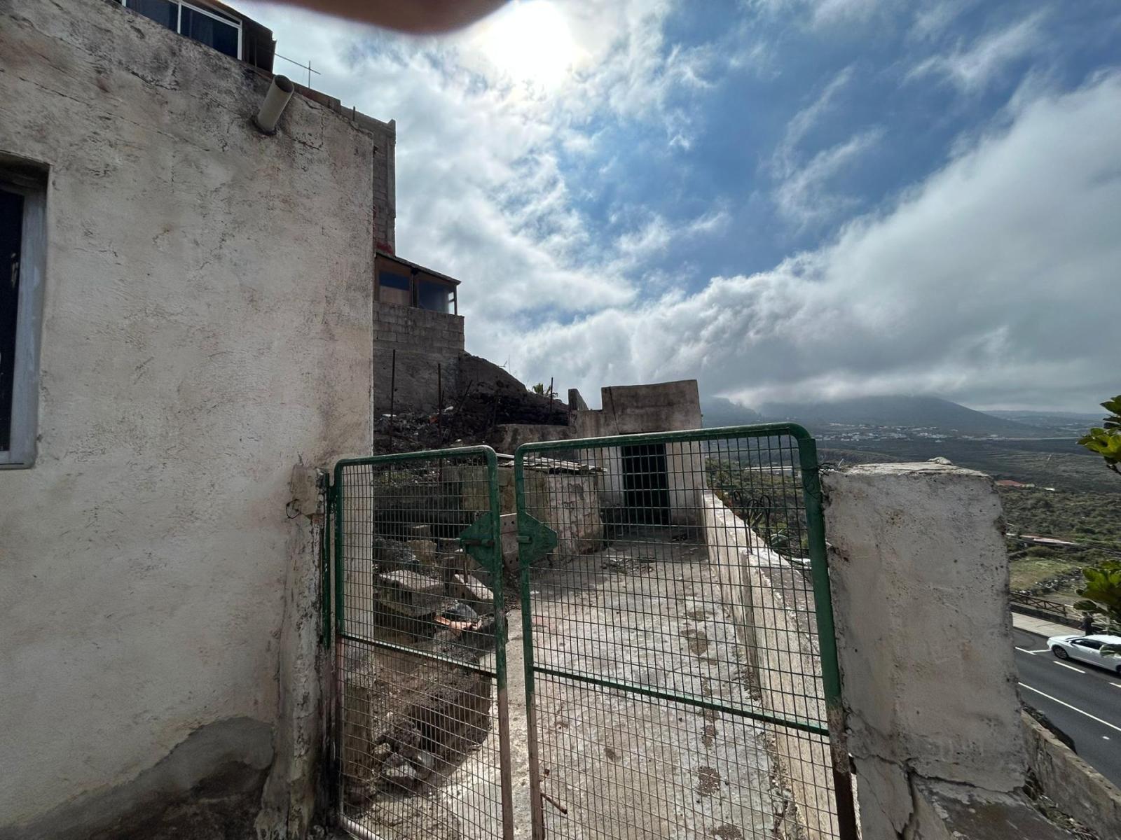 Chalet for Sale in Guía de Isora
