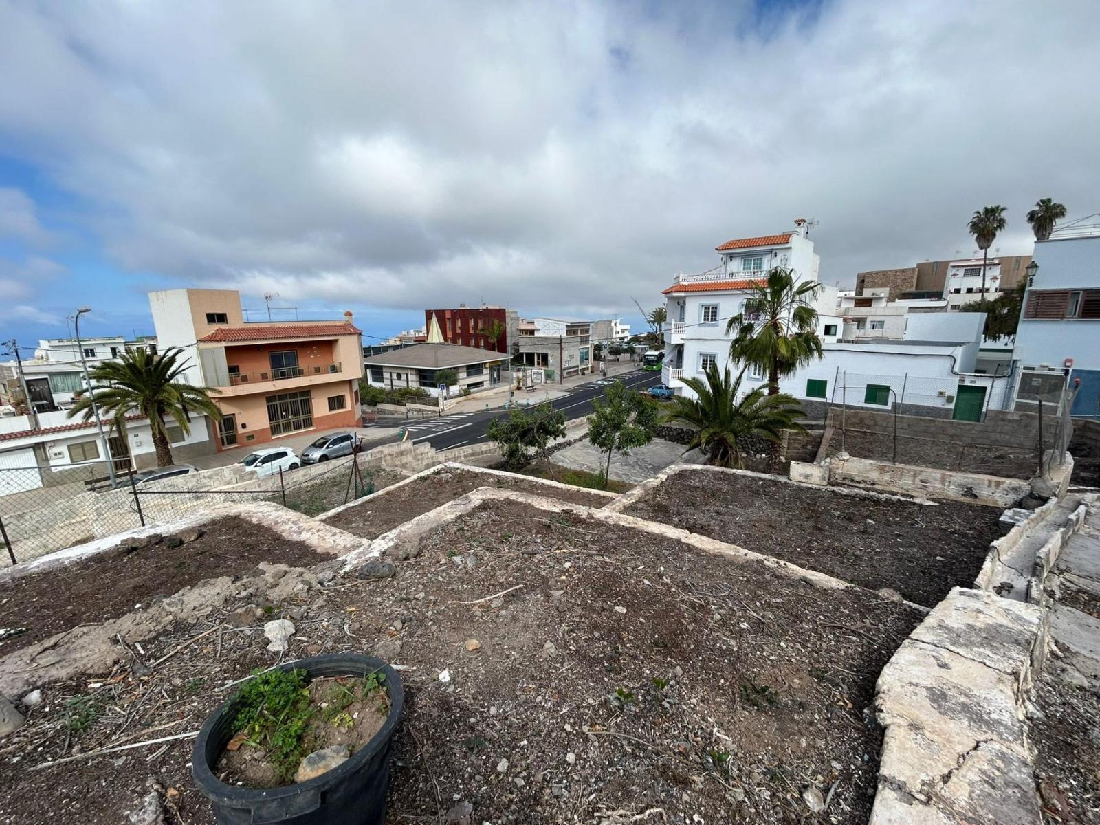 Chalet for Sale in Guía de Isora