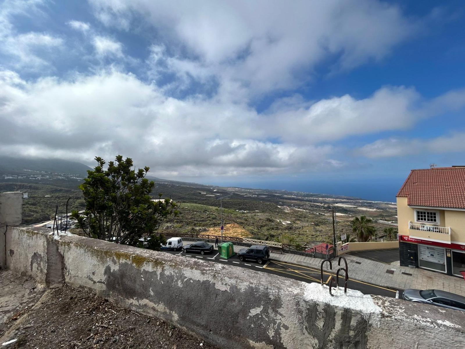 Chalet for Sale in Guía de Isora