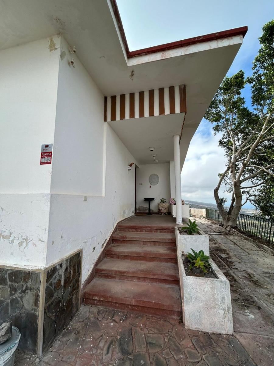 Chalet for Sale in Guía de Isora