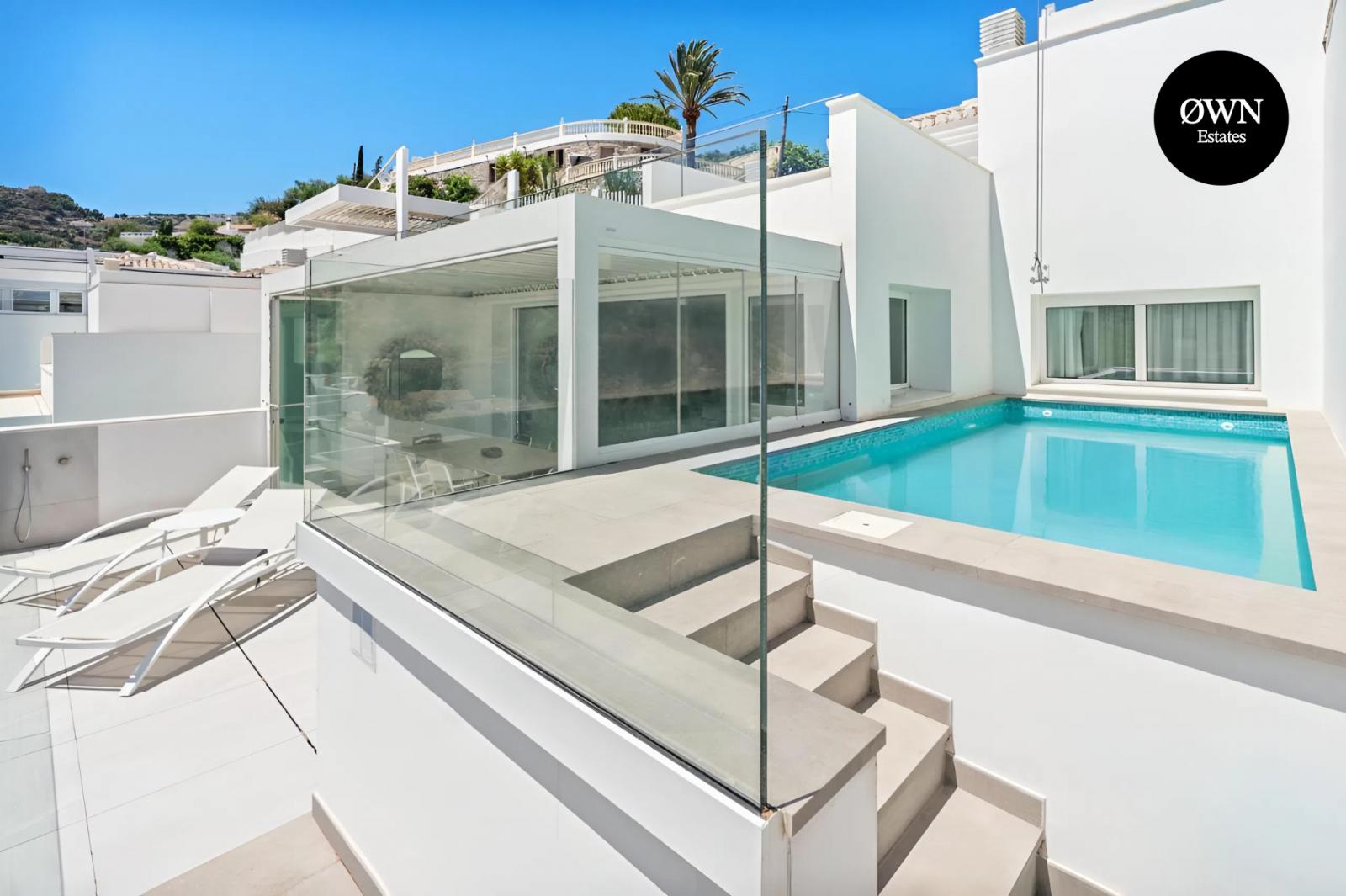 Flat for Sale in Almuñécar