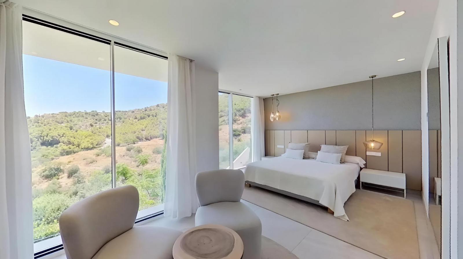 Flat for Sale in Almuñécar
