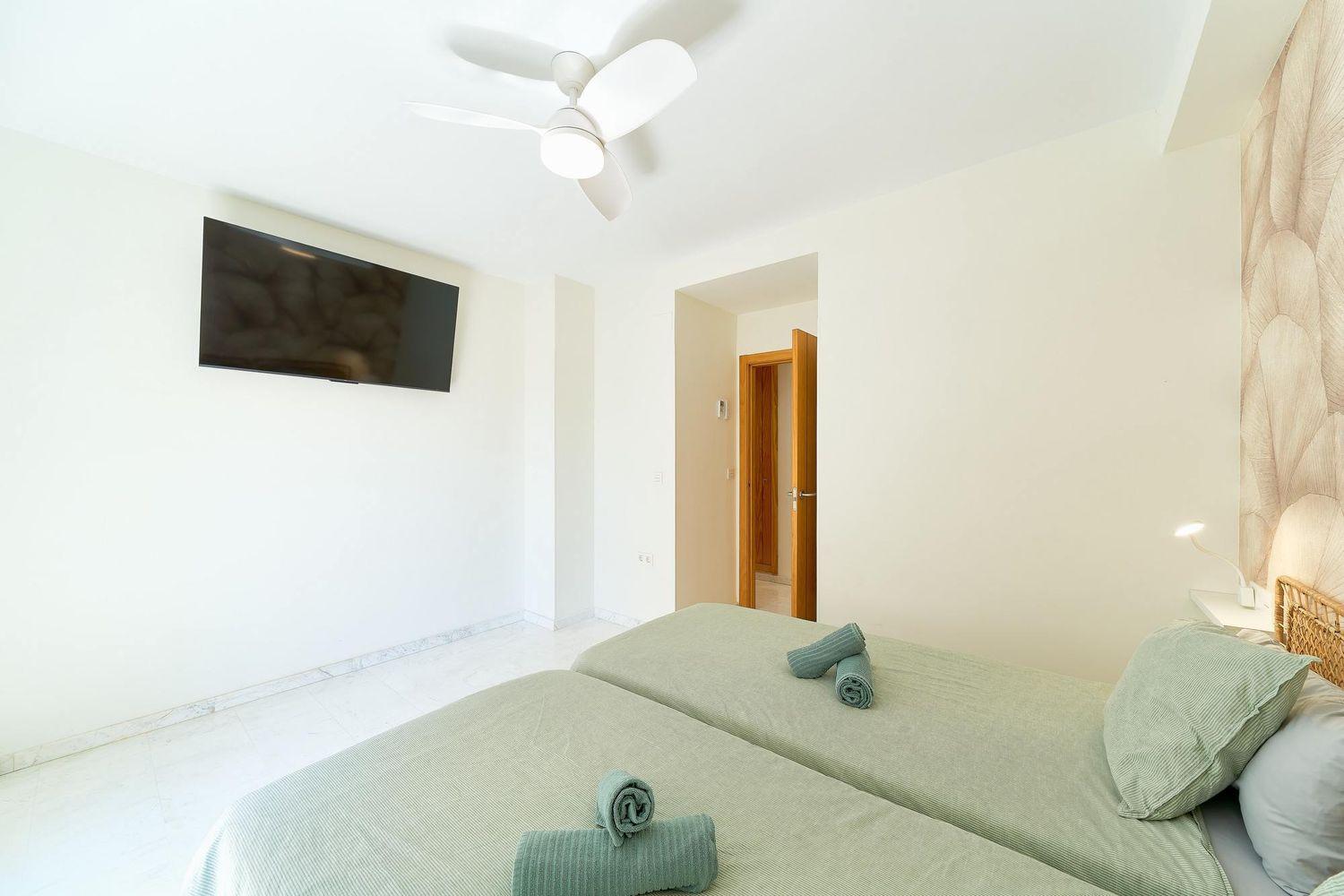 Flat for Sale in Almuñécar