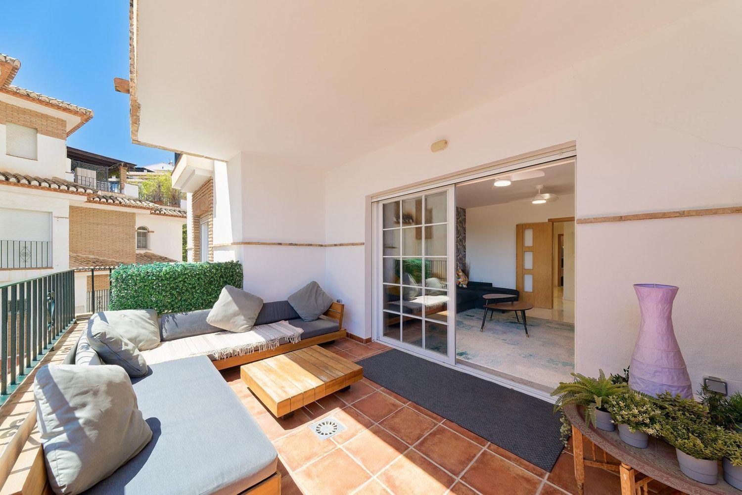Flat for Sale in Almuñécar