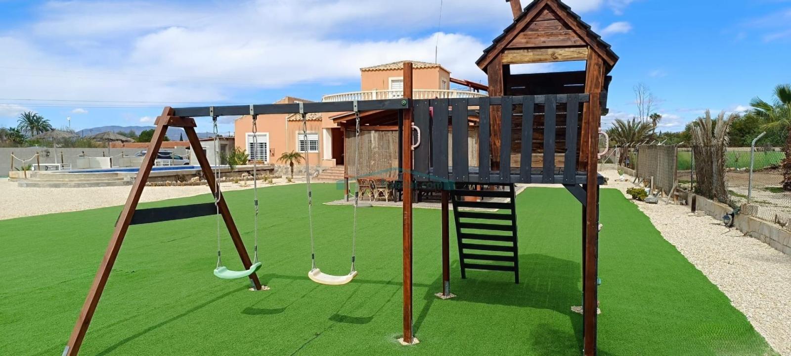 Chalet en Venta en Elche