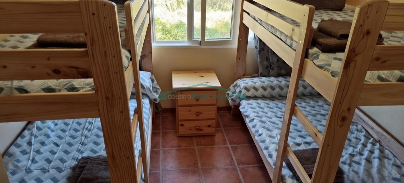 Chalet for Sale in Elche