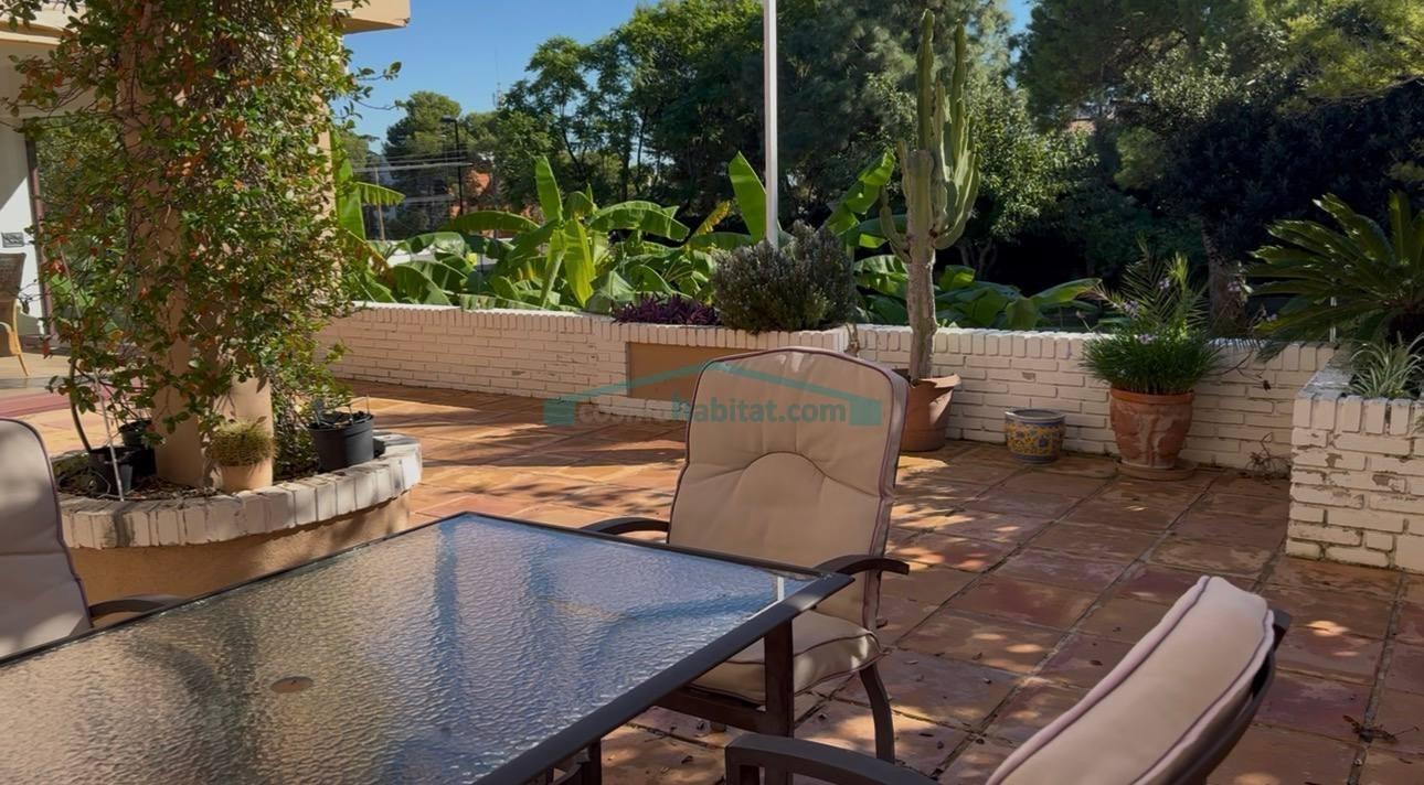 Chalet for Sale in Torrent