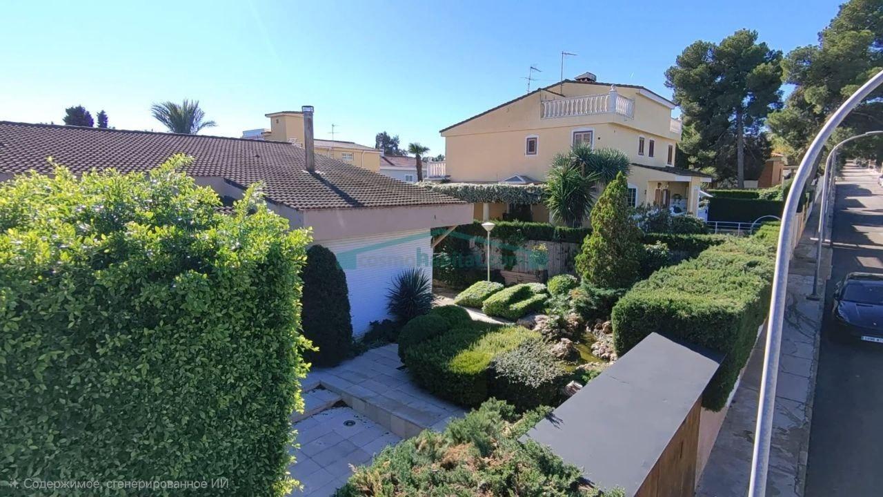 Chalet for Sale in Torrent