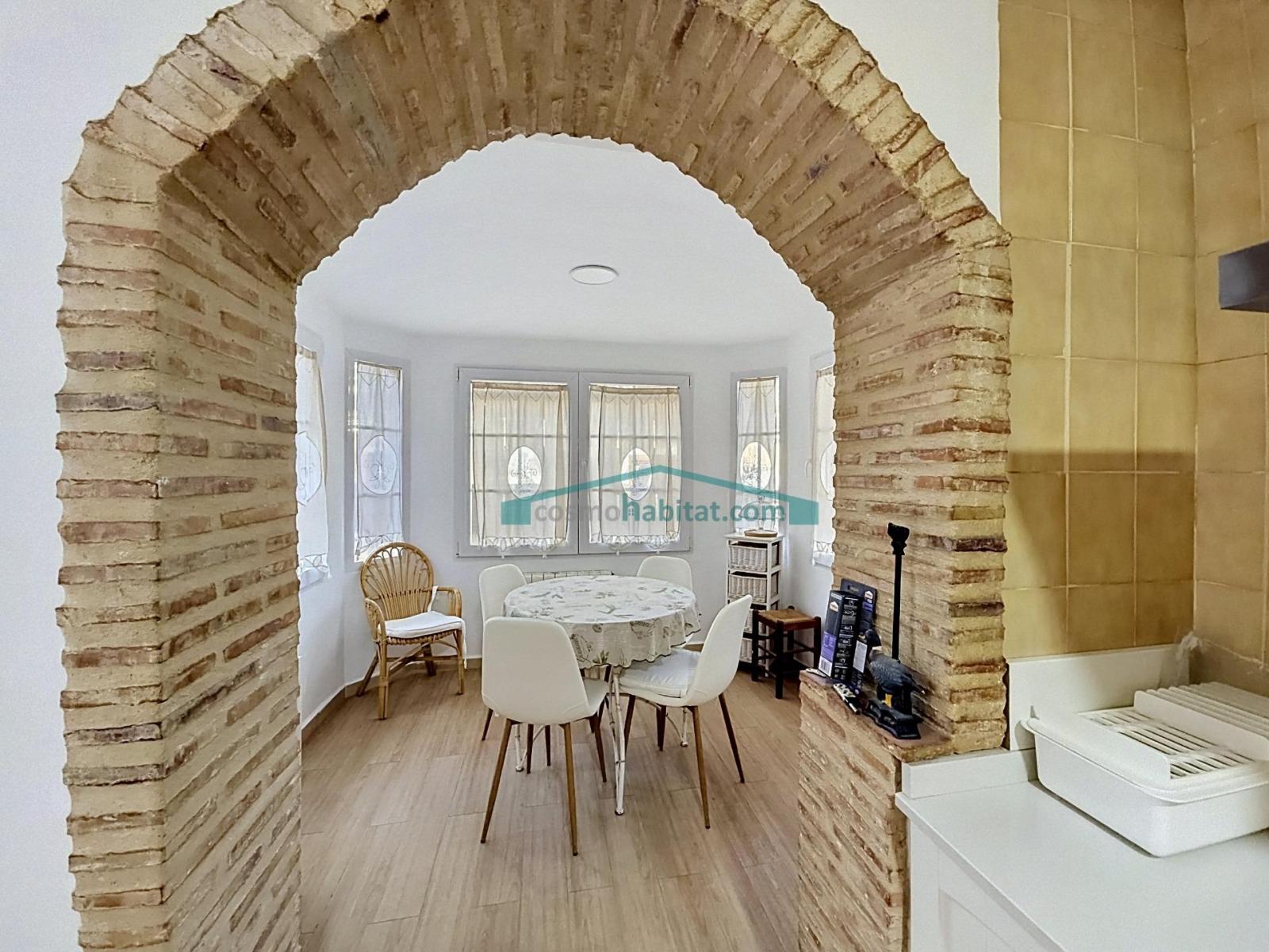 Chalet for Rent in Paterna