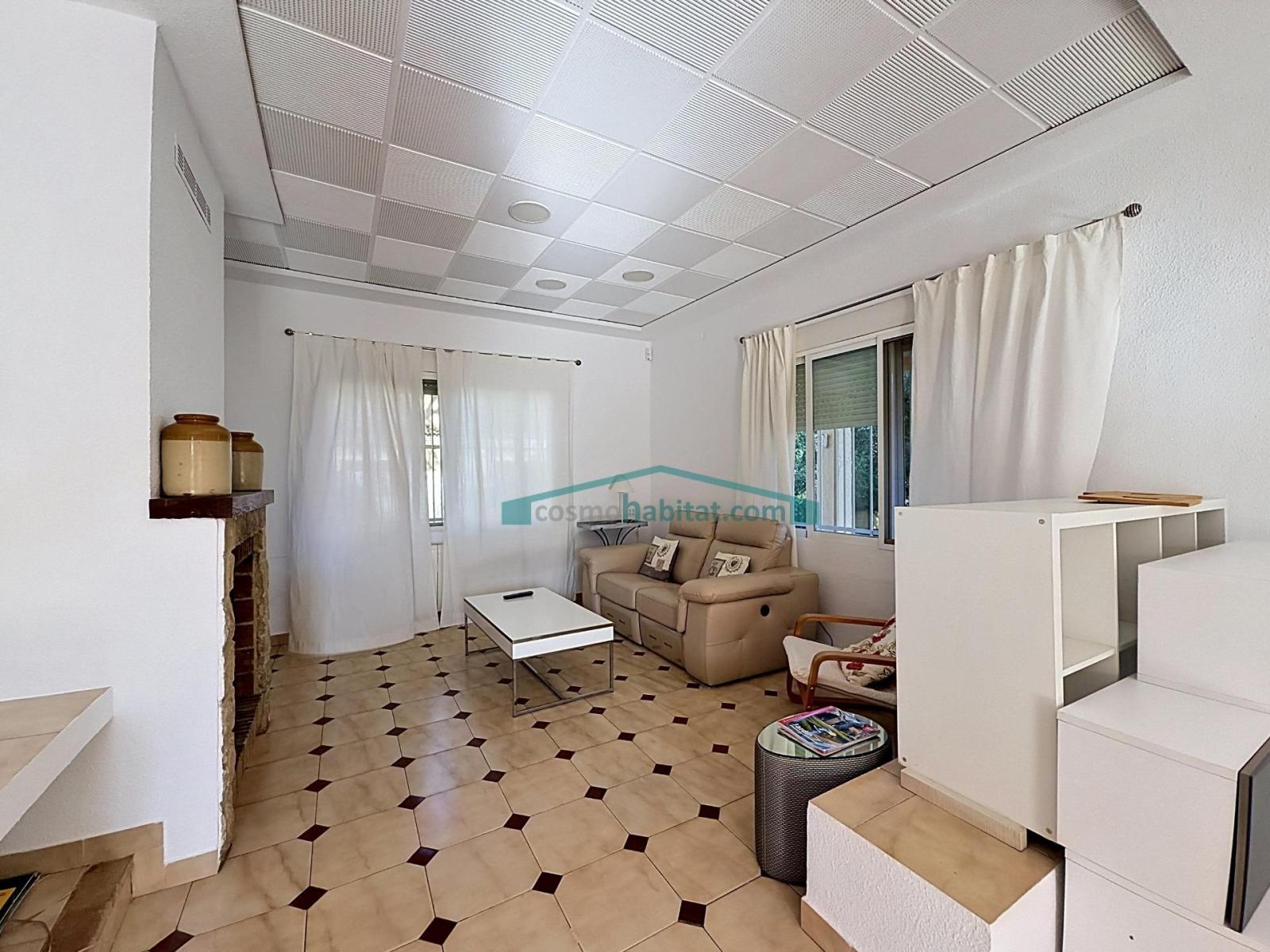 Chalet for Rent in Paterna