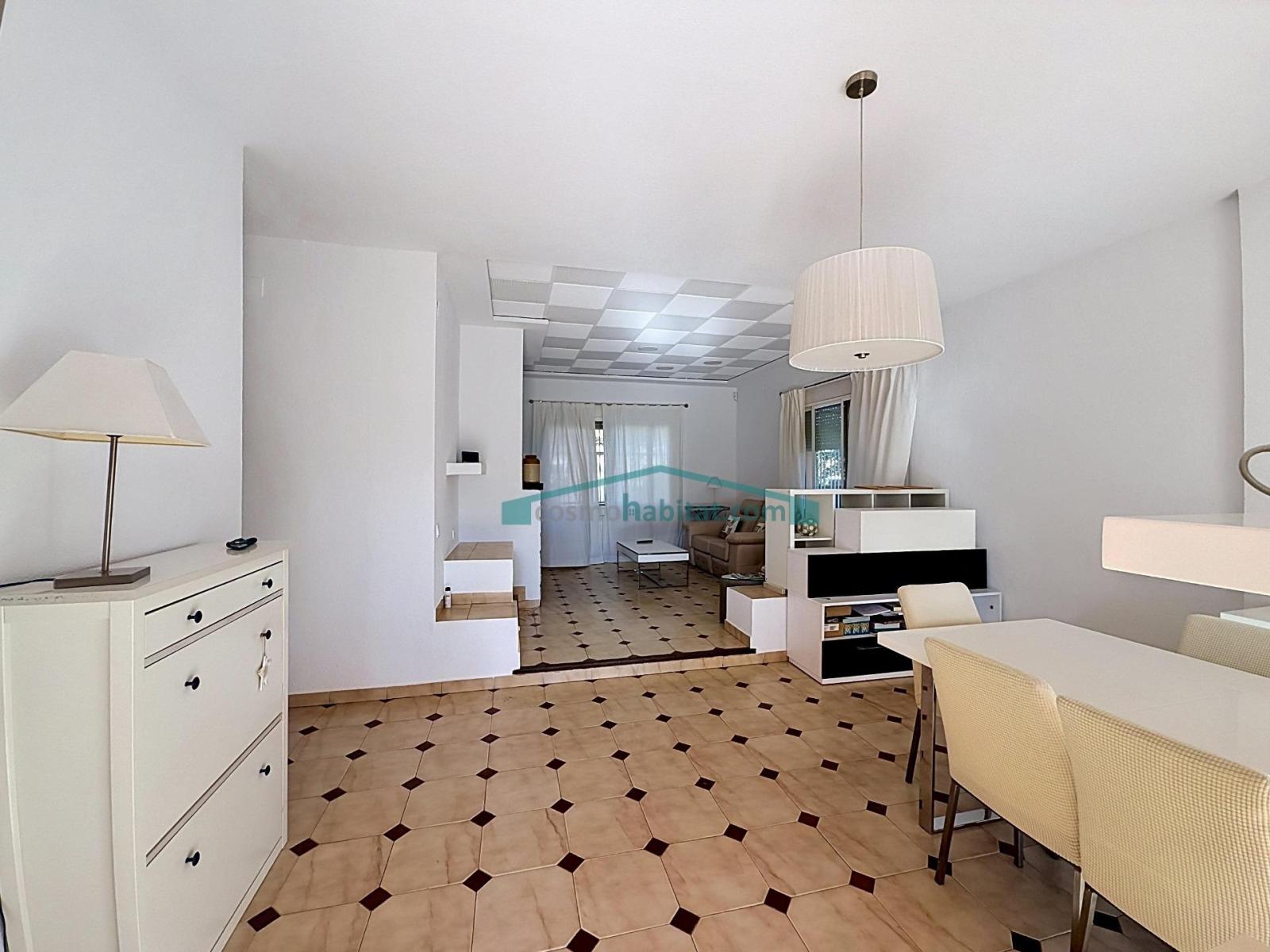 Chalet for Rent in Paterna