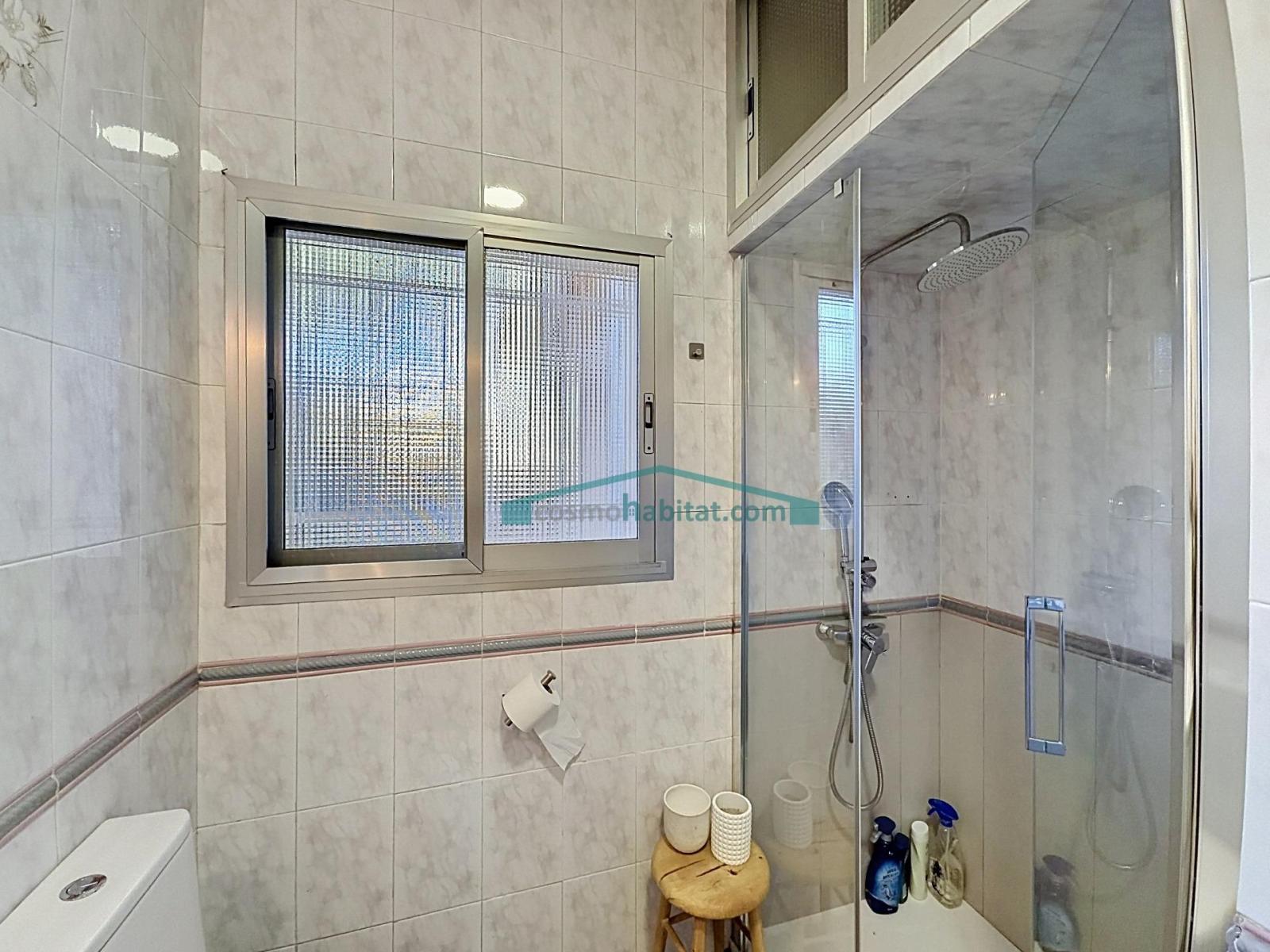 Chalet for Rent in Paterna