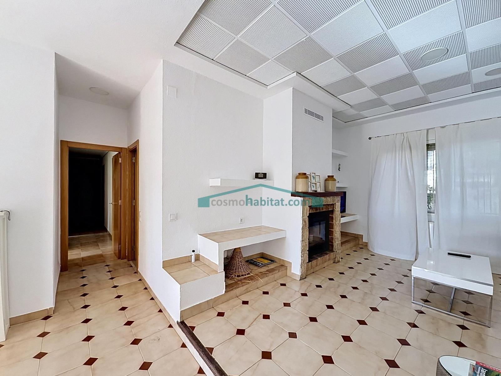Chalet for Rent in Paterna