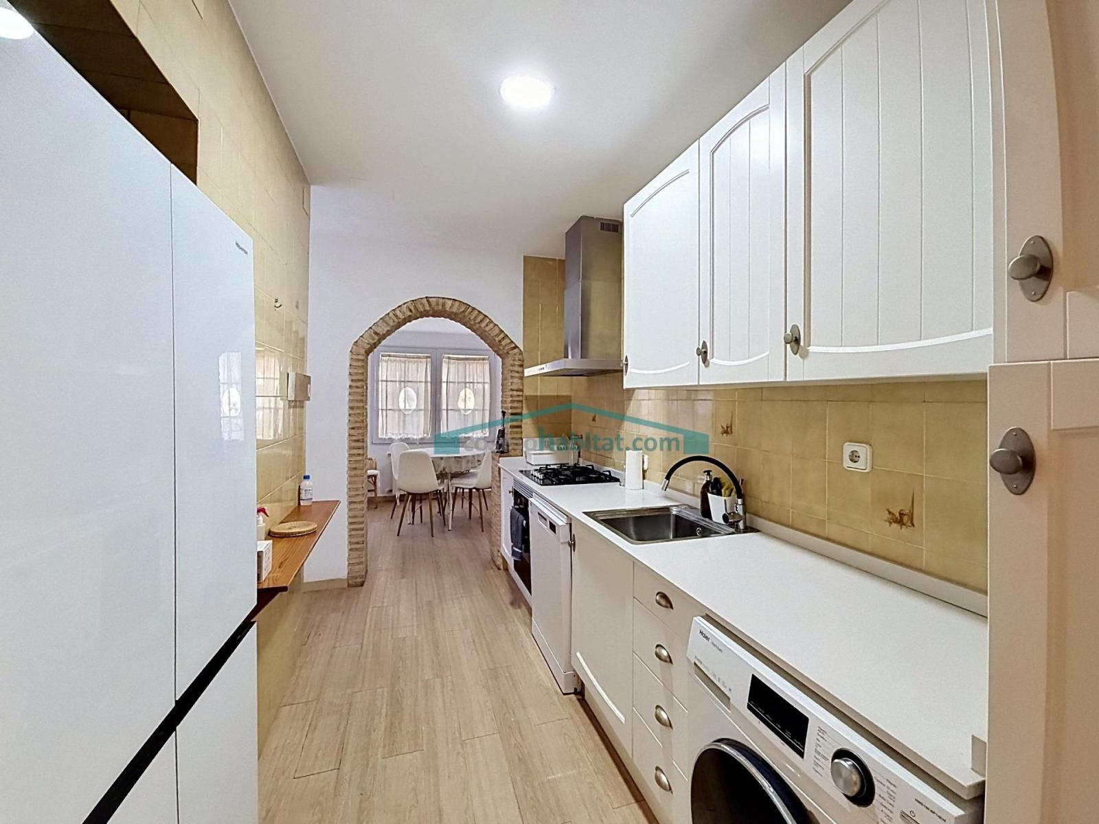 Chalet for Rent in Paterna