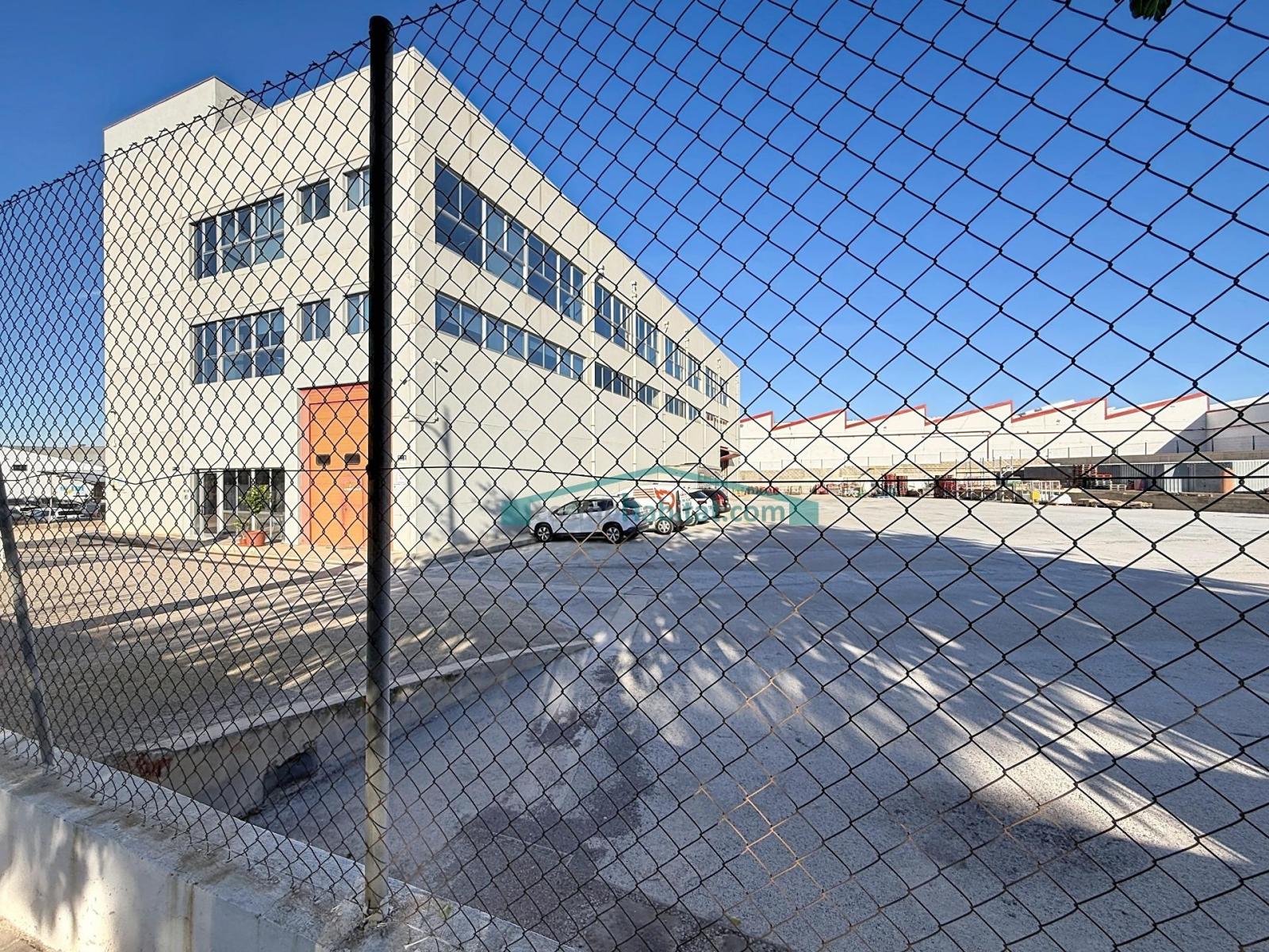 Industrial Unit for Rent in Paterna