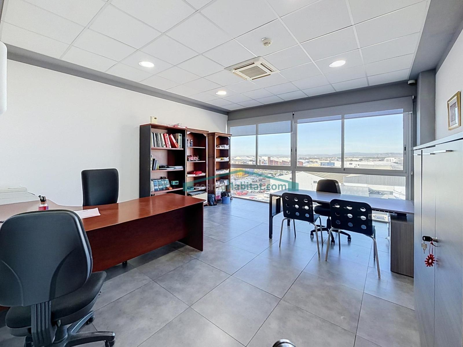 Industrial Unit for Rent in Paterna