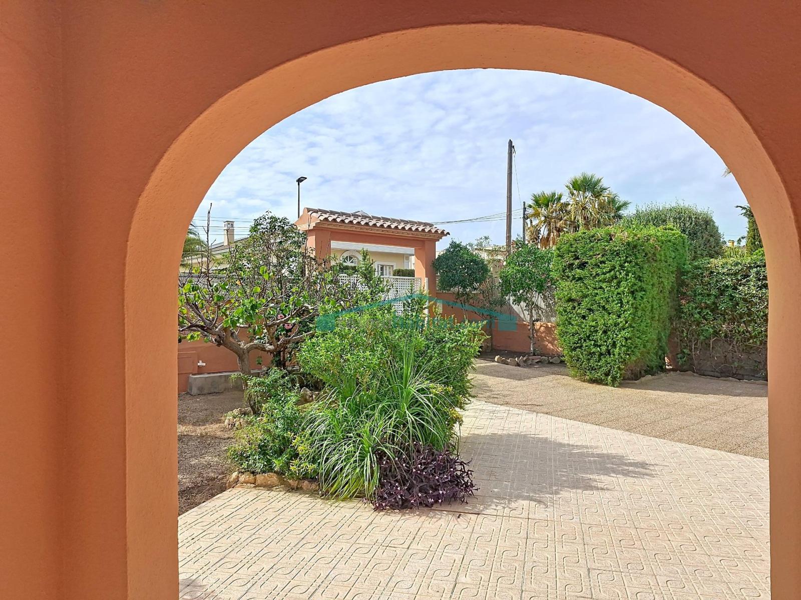 Chalet for Sale in Alfaz del Pi