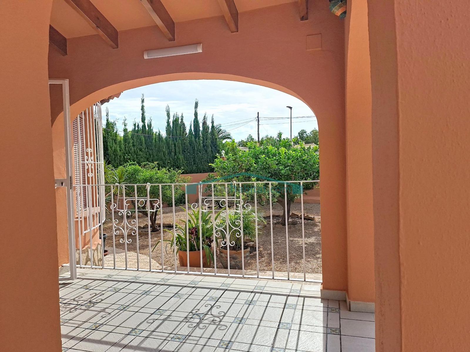 Chalet for Sale in Alfaz del Pi