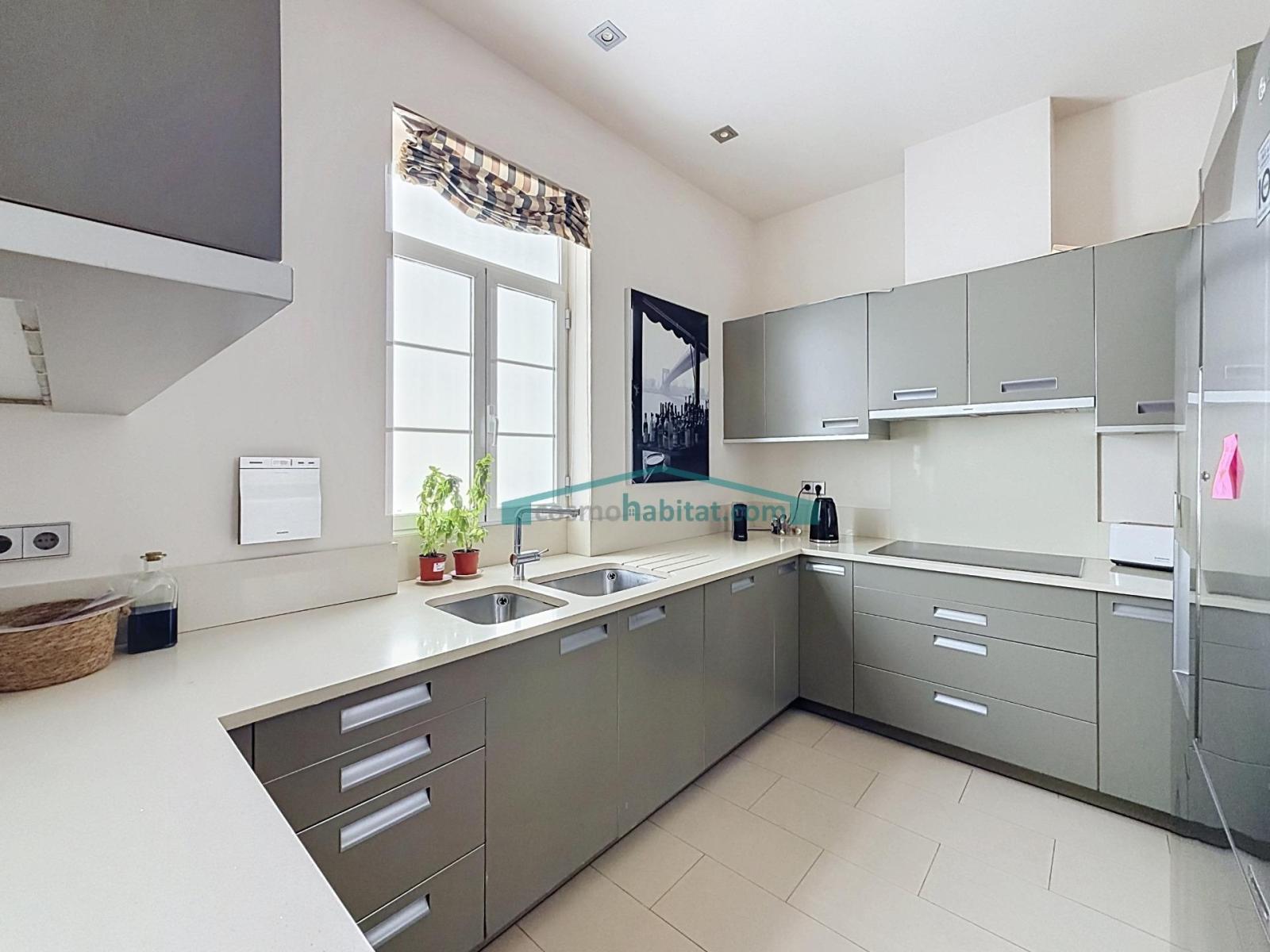 Flat for Sale in Valencia